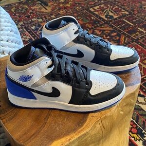 🆕 Nike Air Jordan 1 Mid SE (special edition) Royal Black Toe 6.5Y jordan nib
